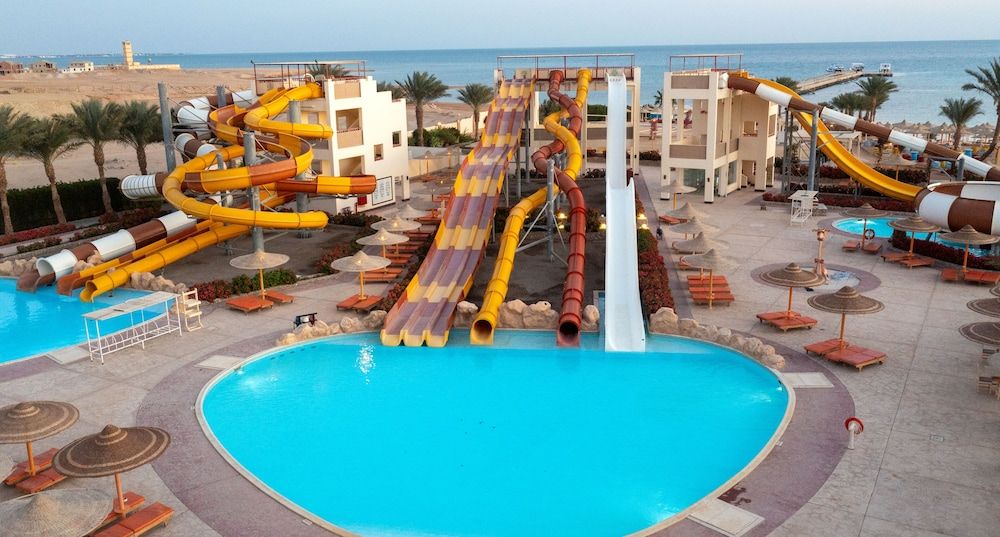El Karma Aqua Beach Resort 1