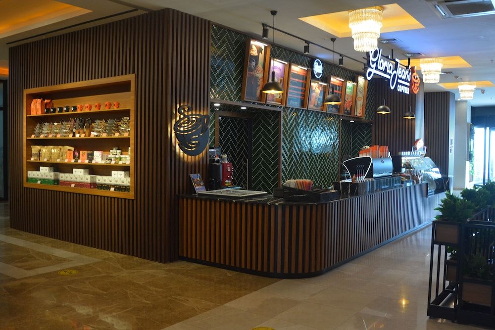 Royal Comfort Hotel 2