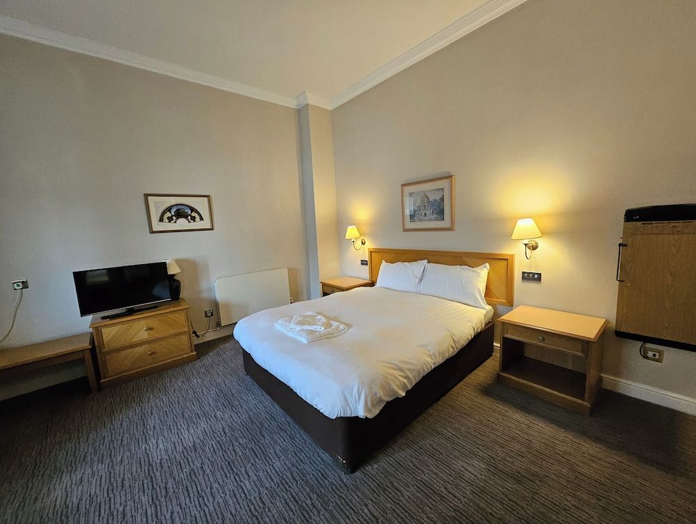 OYO Blaby Westfield Hotel 3