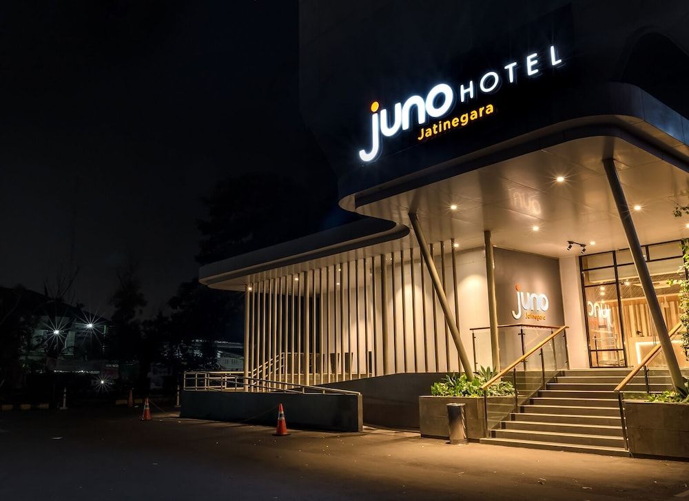 Juno Jatinegara Jakarta 3 estrellas en Jakarta
