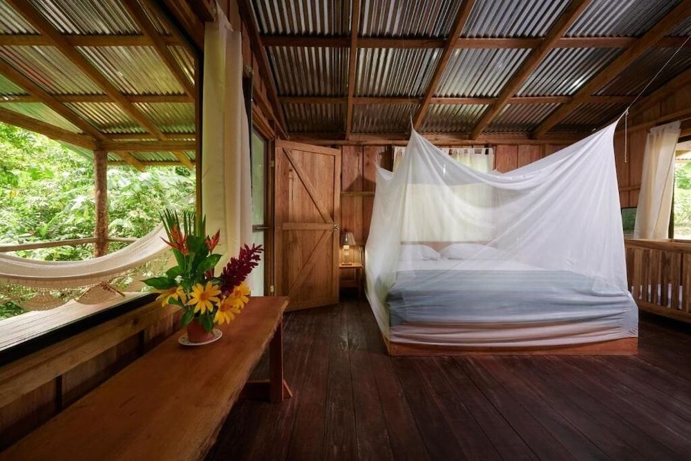 Finca Amistad Cacao Lodge 2