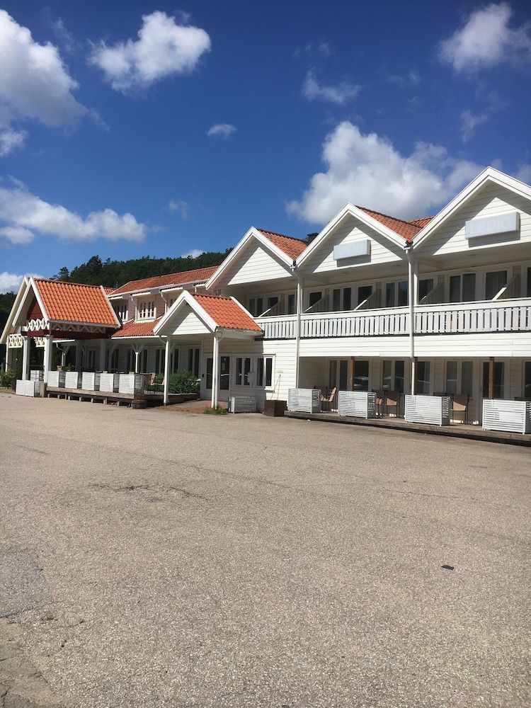 Motell Sørlandet 2 estrellas en Lillesand
