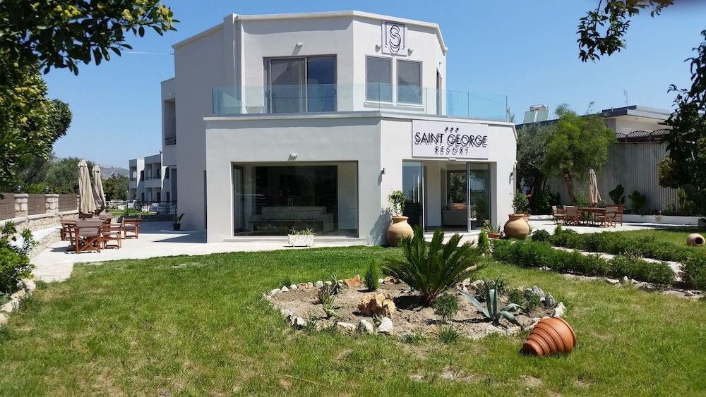 Saint George Resort 3