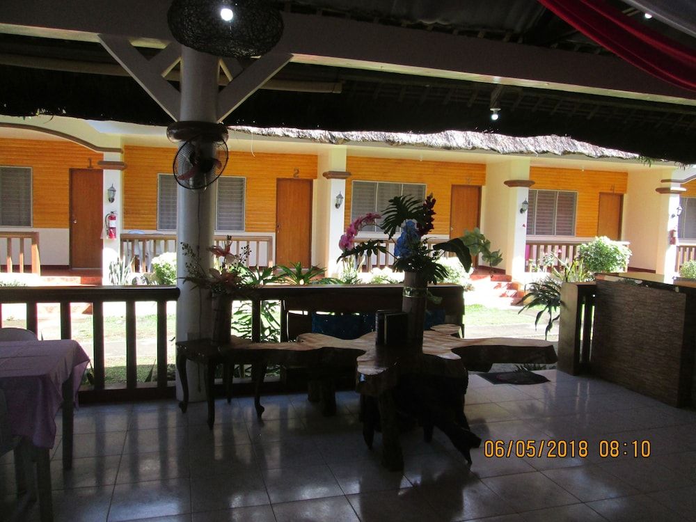 AGM Beachfront Resort & Resto 3