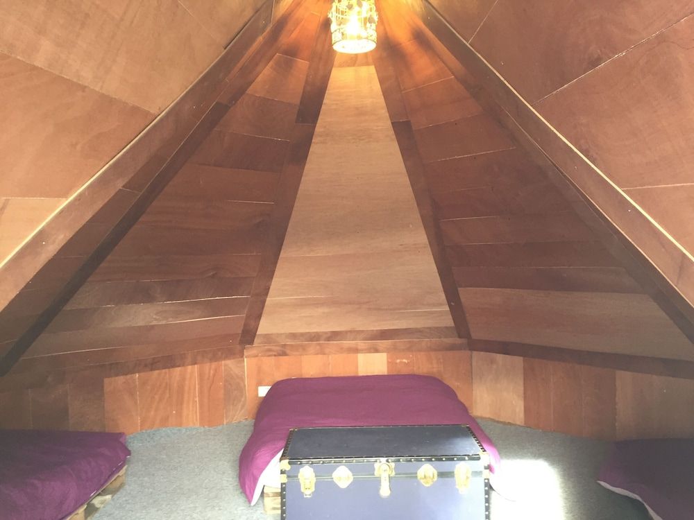 Bell Tent Glamping -1 estrellas en Southampton