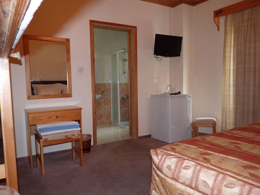 Mountain Rose Garden Hotel 2