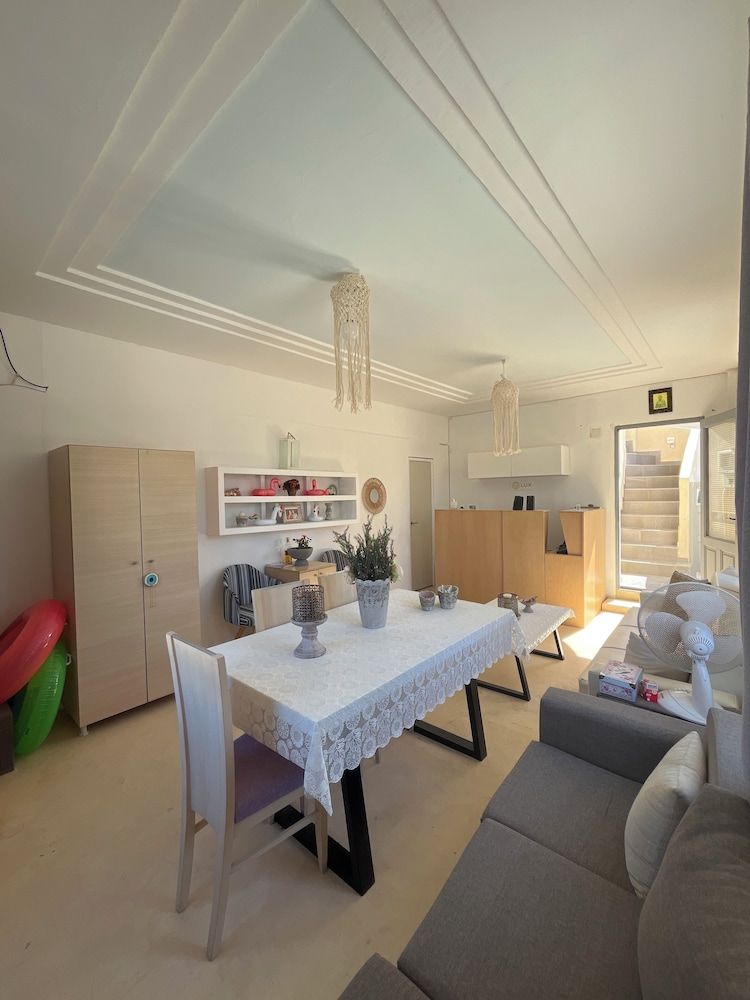 Leon Lux Apartments 2