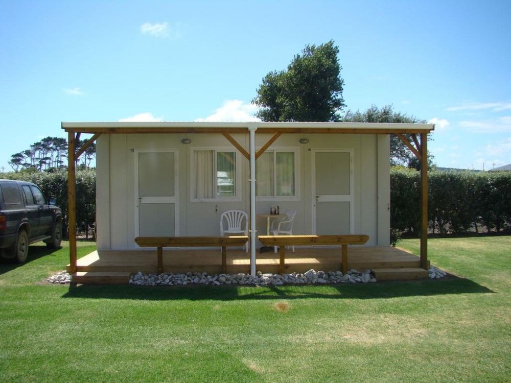 Port Waikato Holiday Park 2