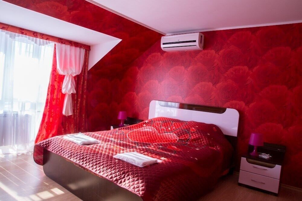 Golden lion 3 estrellas en Omsk