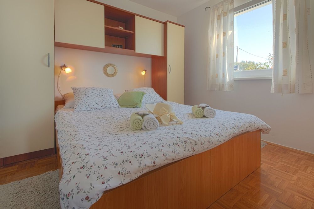 Luton Apartments, Zadar - Kozino, Heated Pool & Hot Tub 3