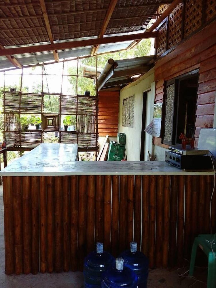 Batuan Hammock Hostel 2