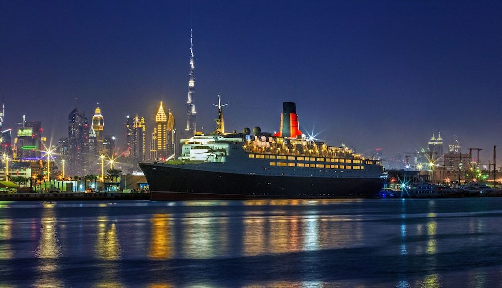 Queen Elizabeth 2 1