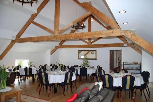 O'Briens Cashel Lodge 3