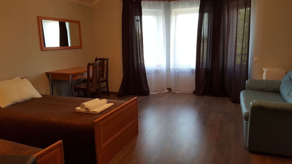 Mini Hotel Universitetskaya 2