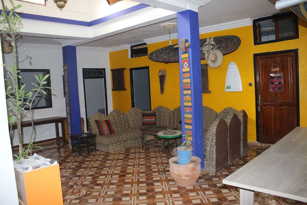 Sunset Surfhouse - Hostel 2