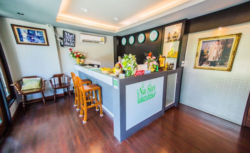 Na Siri Lakeview 3