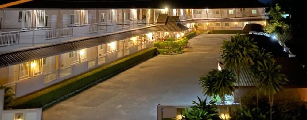 Chiang Kham Grand Villa 2 estrelas em Chiang Kham