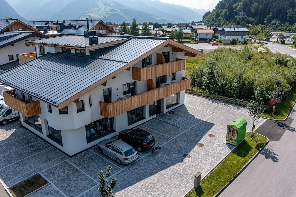 Tevini Boutique Suites by we rent -1 estrellas en Zell am See