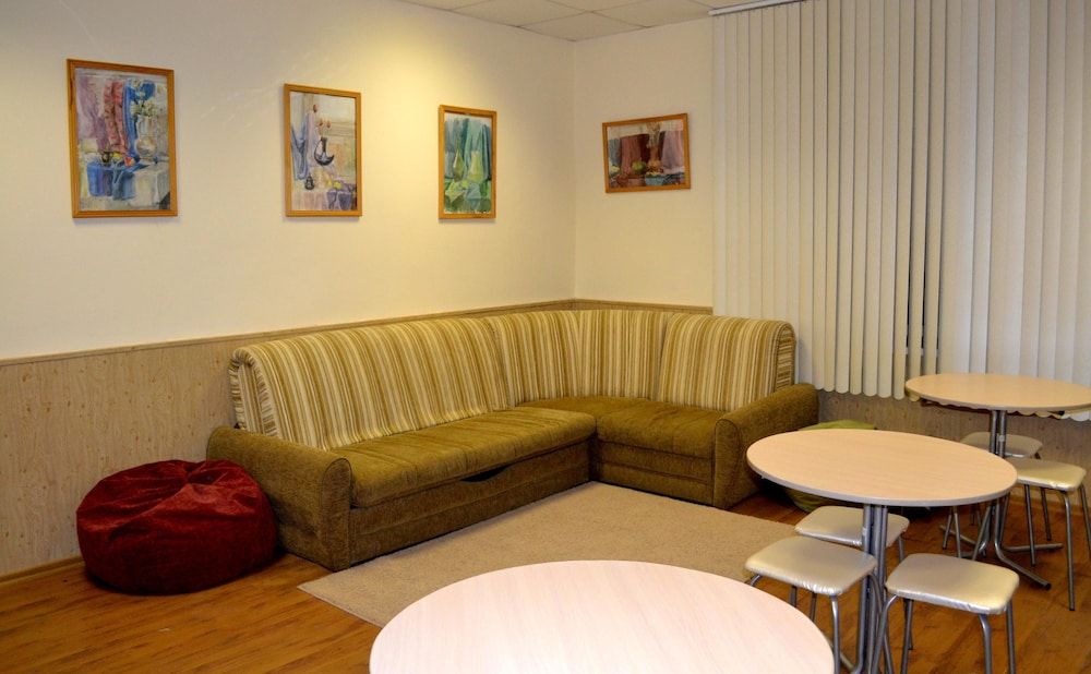 Nerazluchniki - Hostel 3