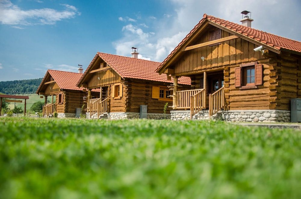 Drevenice TriMount 1