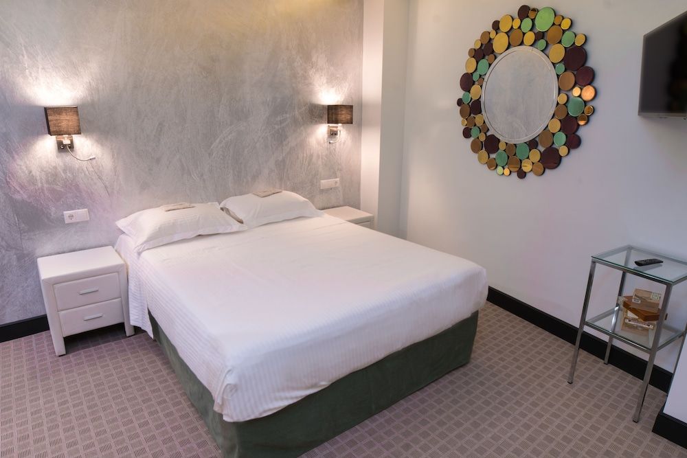 Andromeda Downtown Suites 3