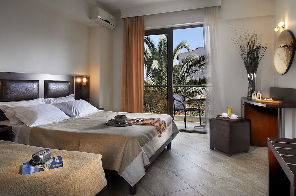 Simeon Hotel 2