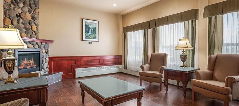 Grande Cache Inn and Suites 3