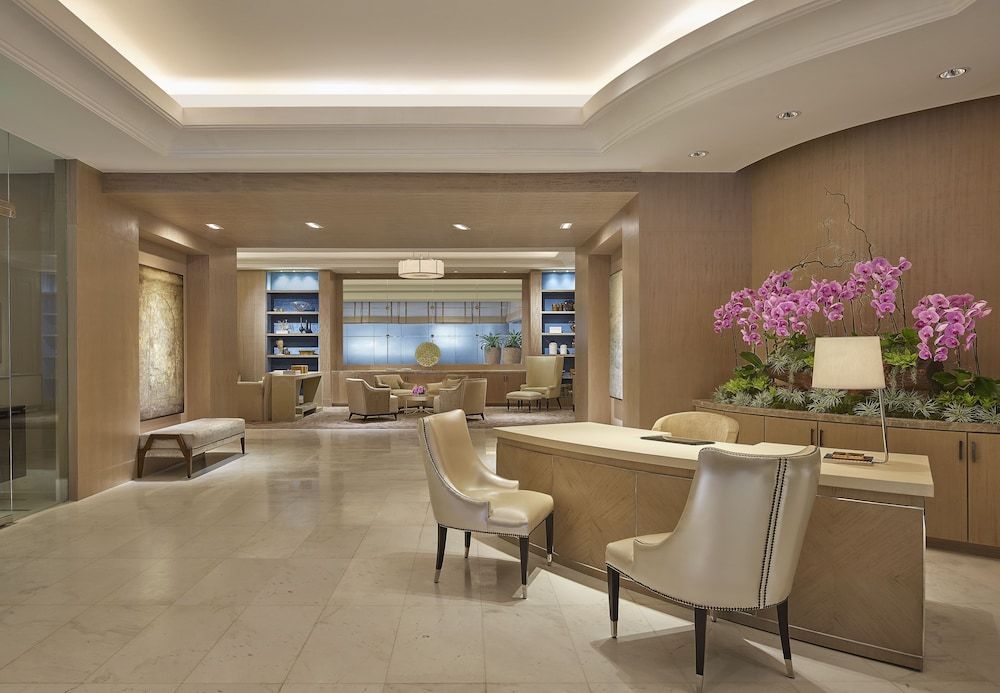 Shangri-La Residences at the Fort, Manila 2