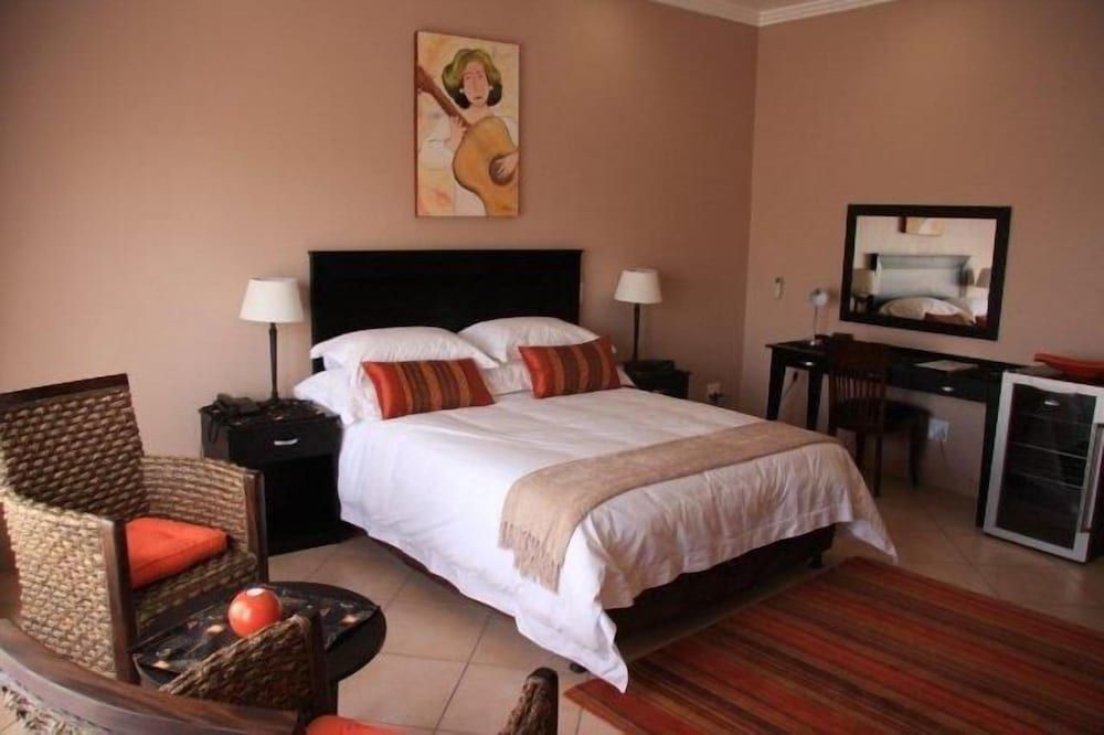 Attache Guest Lodge 3