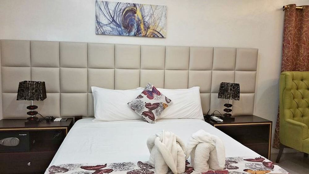 El Nido Reef Strand Resort 3