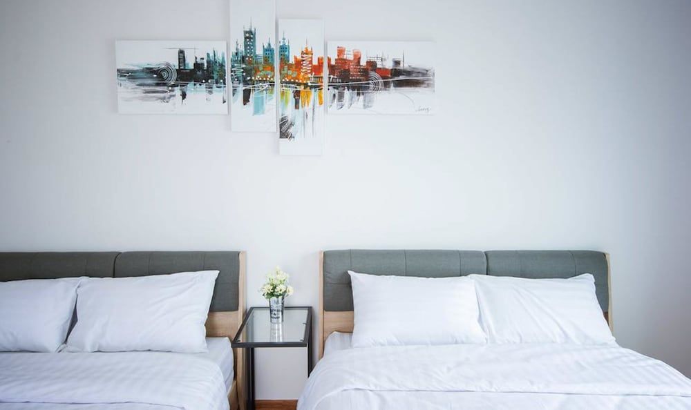 The LogBook Room and Cafe 1