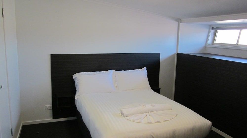 Queens Head Hotel 2