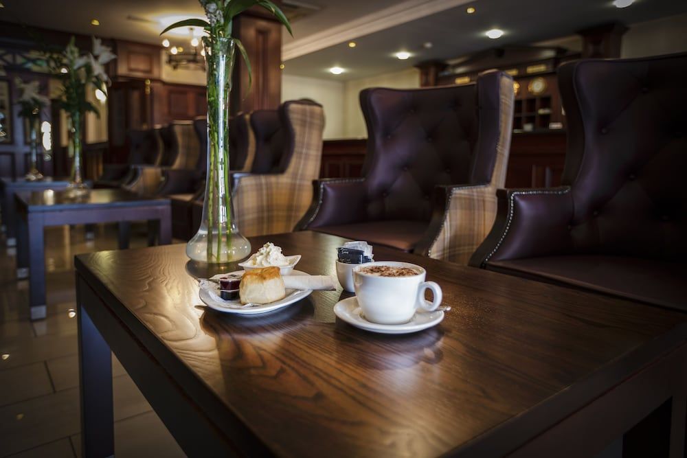 Downings Bay Hotel 3