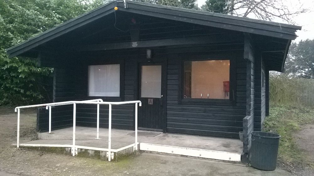 Broxbourne Riverside Chalets 2