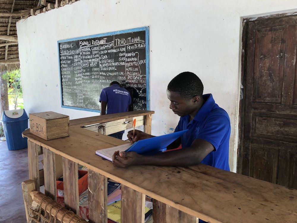 Blue Earth Beach Bungalows 2