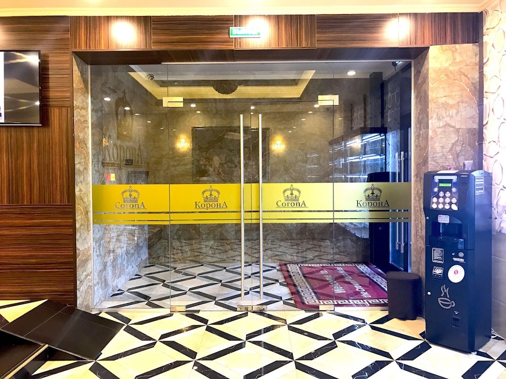Corona Hotel 2