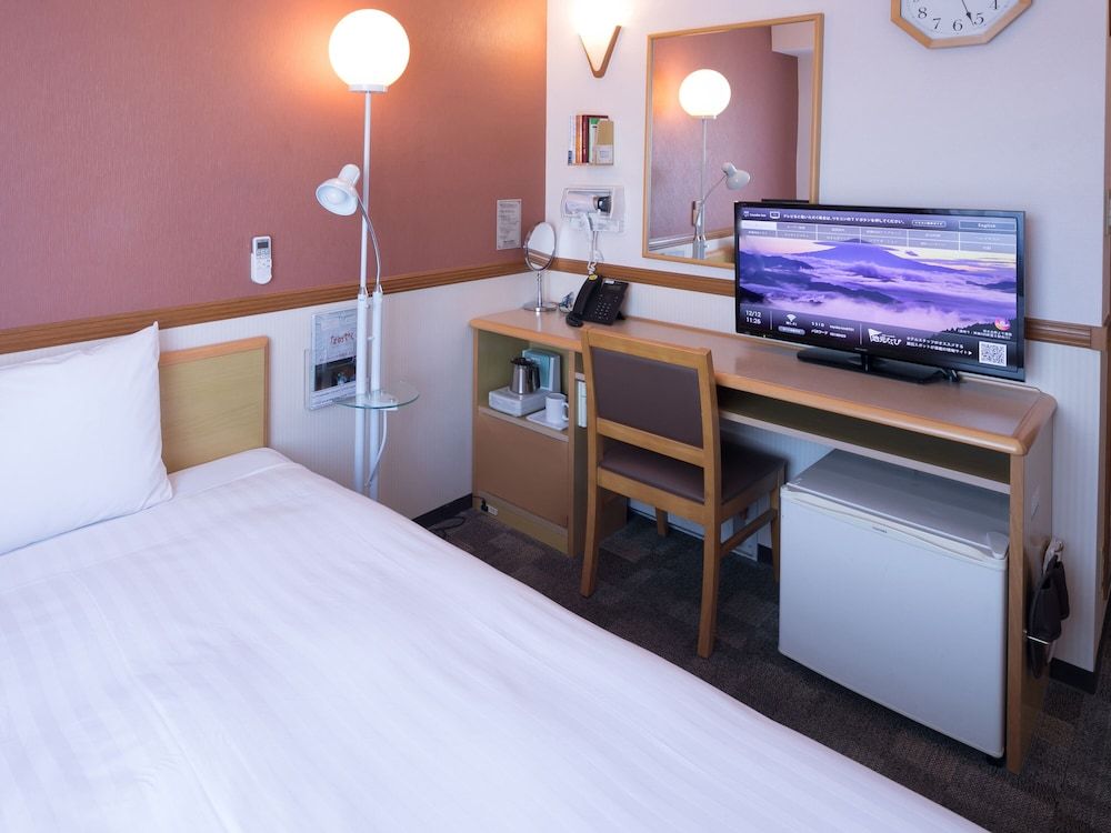 Toyoko Inn Kitakyushu Kuko 3
