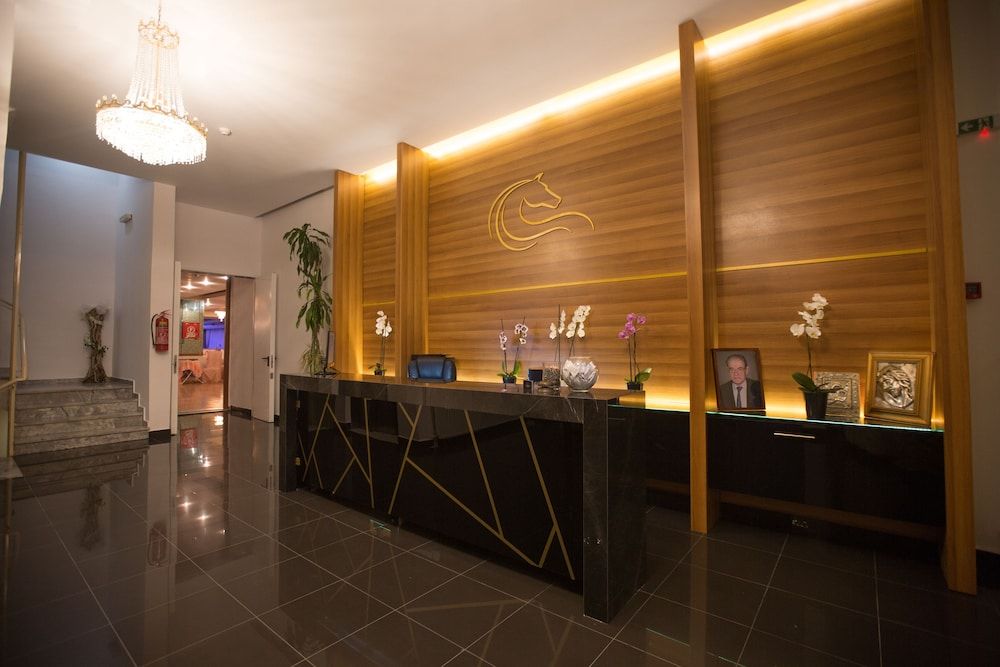 Cavallari Palace Hotel 2 étoiles à Acharnes