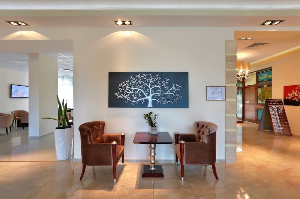 Apart Hotel Golden Line 2