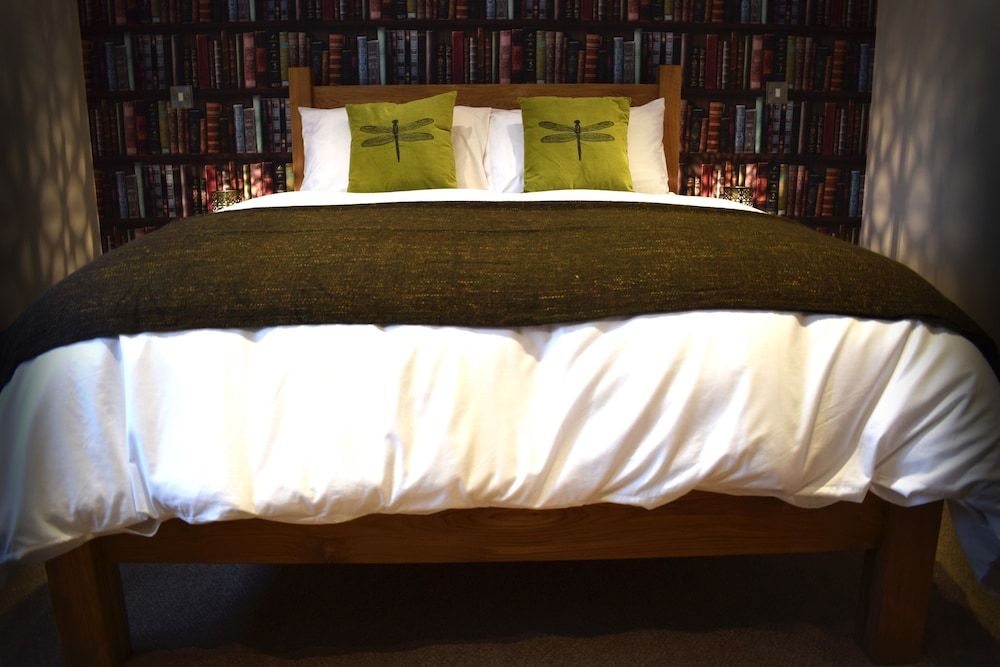 The Horse & Jockey Wessington 3