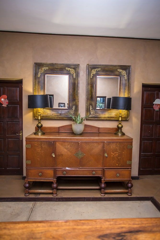 Hamiltons Lodge & Restaurant 3