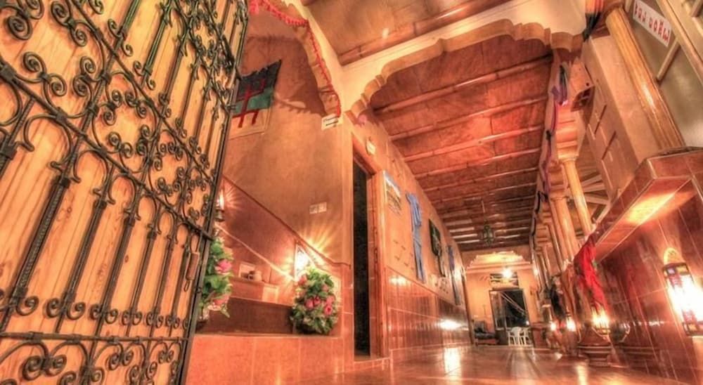 Maison D'hôtes Restaurant Chez L'habitant Amazigh 1