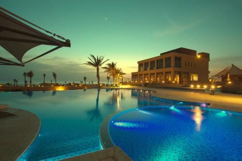 Royal L'azure Resort 4 estrellas en Al Khuraybah