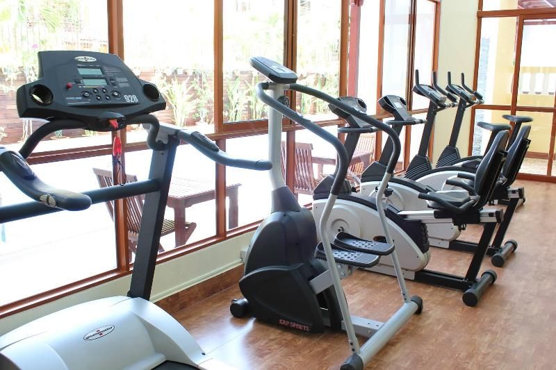 9 Dragon Hotel Restaurant 1