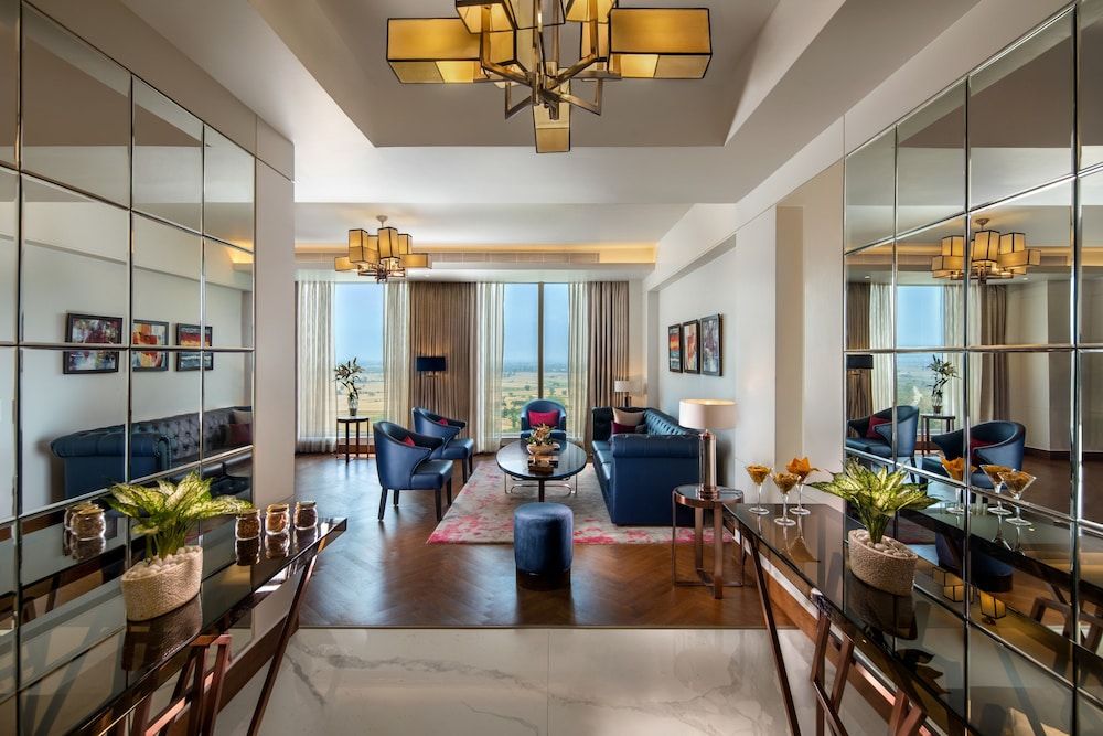 Sandal Suites Op. by Lemon Tree Hotels 5 estrelas em Noida