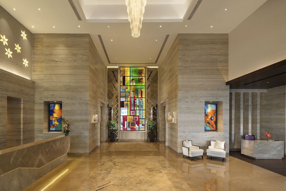 Sandal Suites Op. by Lemon Tree Hotels 2