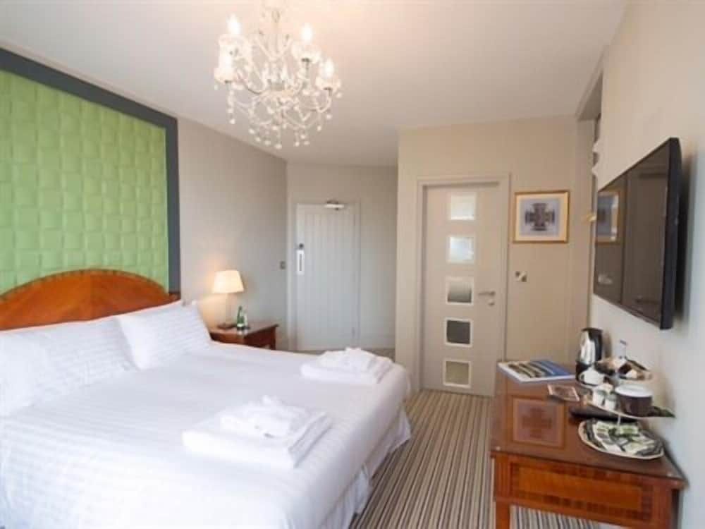Seaspray Rooms 3