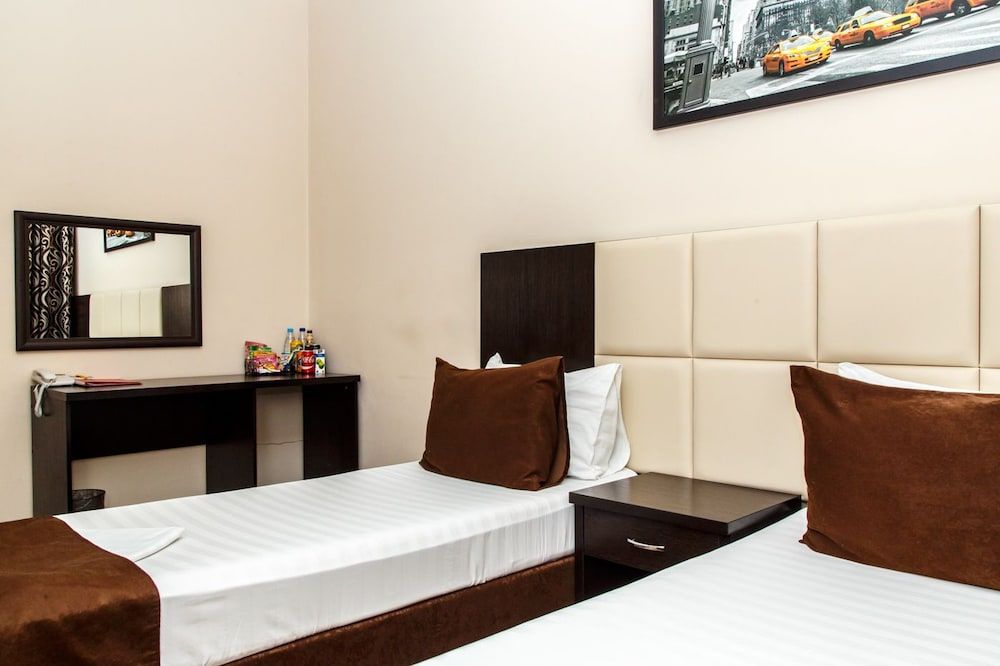 Marton Cherepovetskaya 3