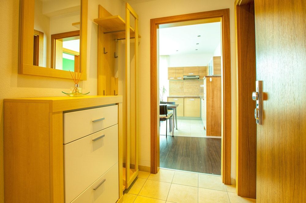 Fine Restaurant & Apartments 3