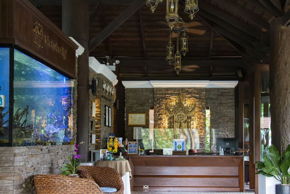 Victoria Cliff Hotel & Resort 3